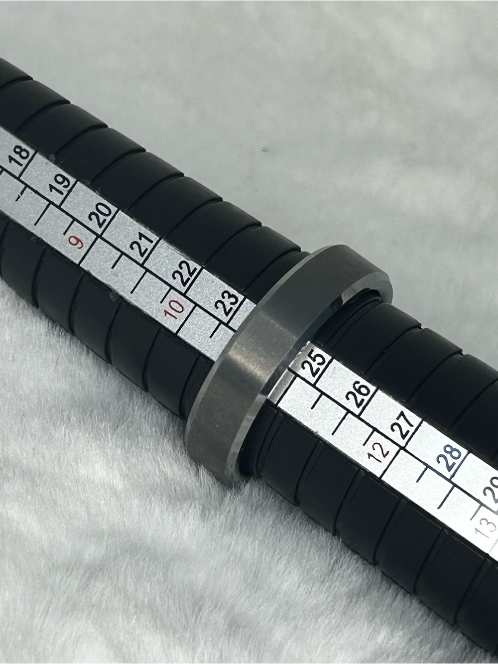 TUNGSTEN CARBIDE BAND RING - Picture 3 of 3